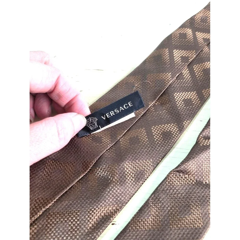 Versace Silk Tie Brown Geometric Medusa Logo Italy Designer Luxury Necktie Class
